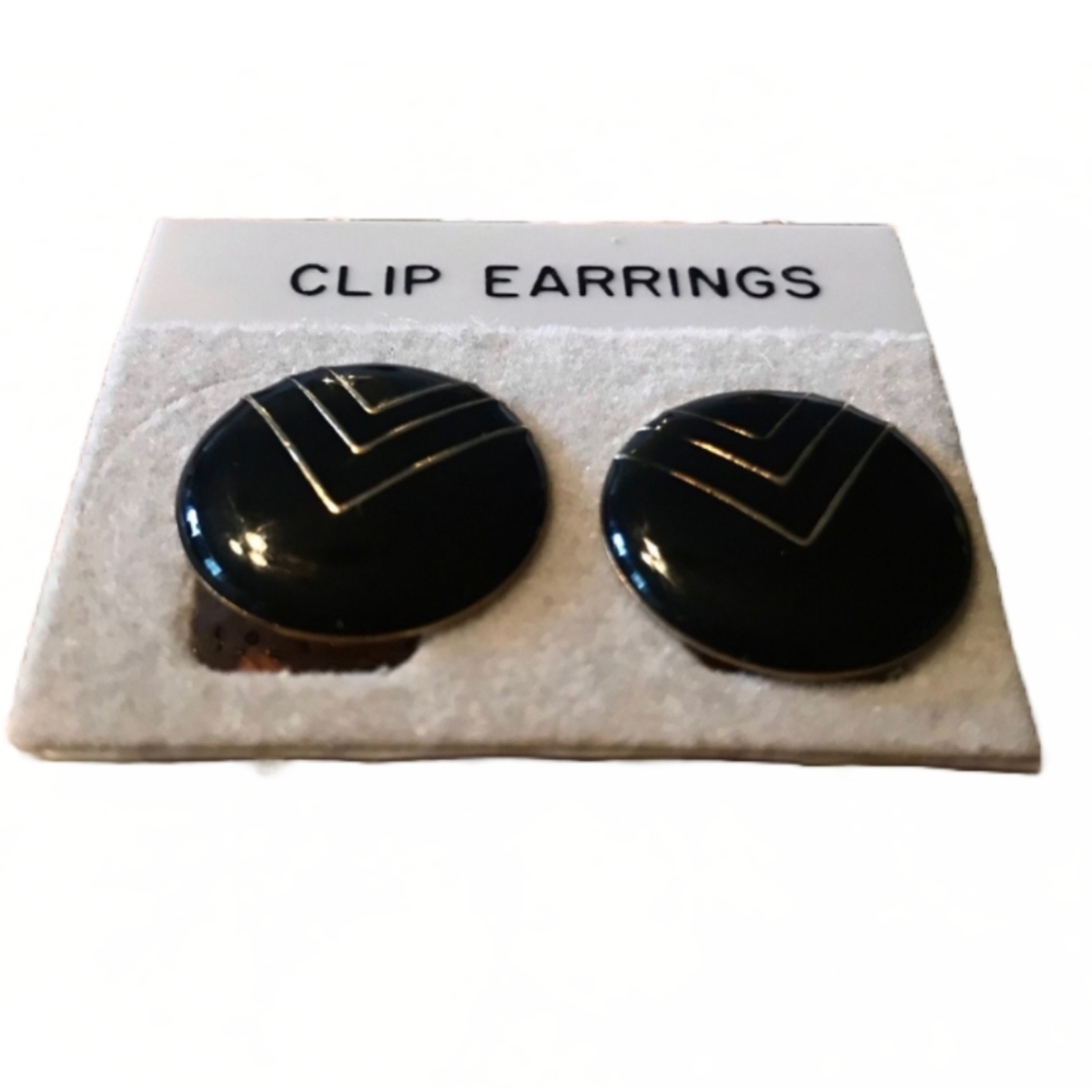 VINTAGE CIRCA 1980’S CLIP-ON EARRINGS NWT